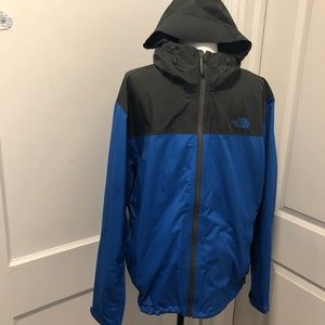 The North Face windbreaker raincoat size large